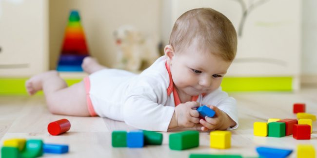 bebés bilingues – piezas de colores bebés bilingues - piezas de colores
