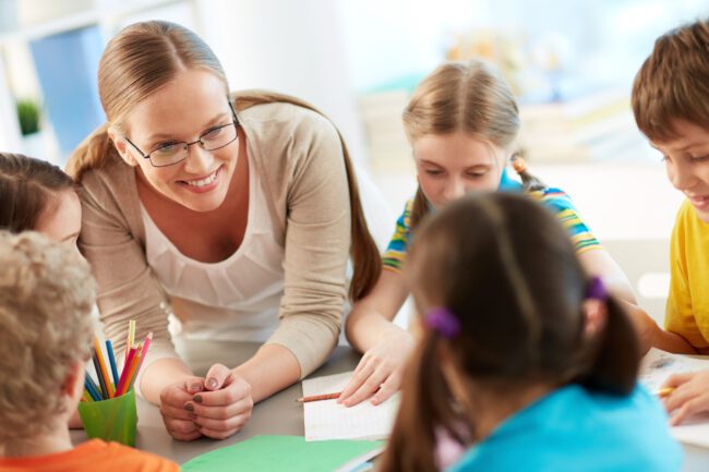 educación infantil en inglés en Valencia - profesora