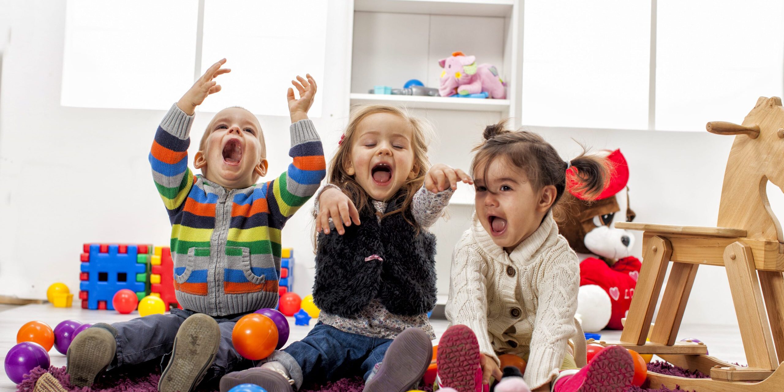 escuelas infantiles en valencia -aula -compañeras escuelas infantiles en valencia -aula -compañeras