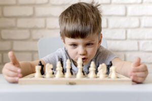 escuelas infantiles en valencia - ajedrez para niños