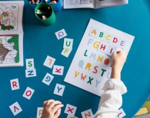 Escuelas infantiles bilingues en Valencia - letras