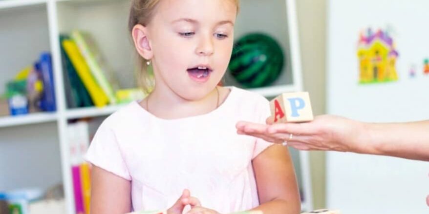 Guardería en inglés en Valencia – Blanco Guardería en inglés en Valencia - Blanco