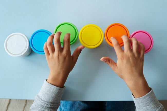 escuela infantil segundo ciclo en Valencia-colores escuela infantil segundo ciclo en Valencia-colores