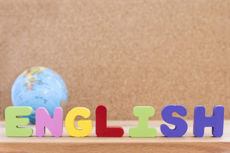 escuelas infantiles bilingües en Valencia-letras escuelas infantiles bilingües en Valencia-letras